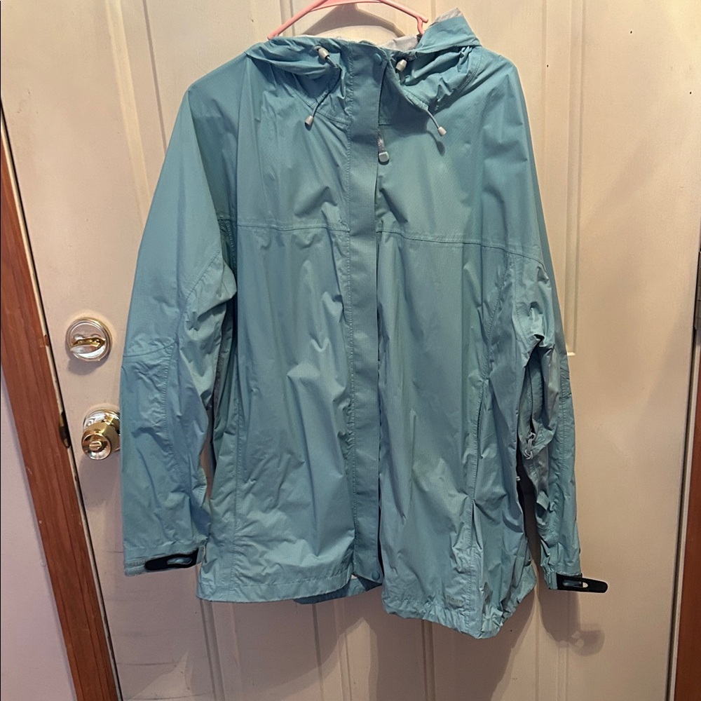 L.L. Bean Women's Light Blue Hooded Ski Jacket